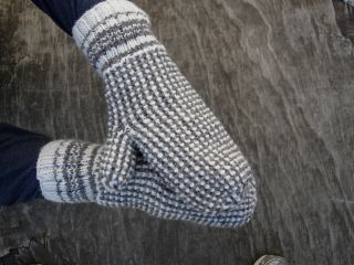 Bumpity Mittens
